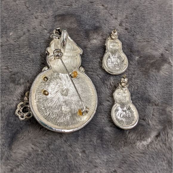 Christmas Holiday Snowman Brooche/Pendant & Pierced Earrings - Picture 3 of 8